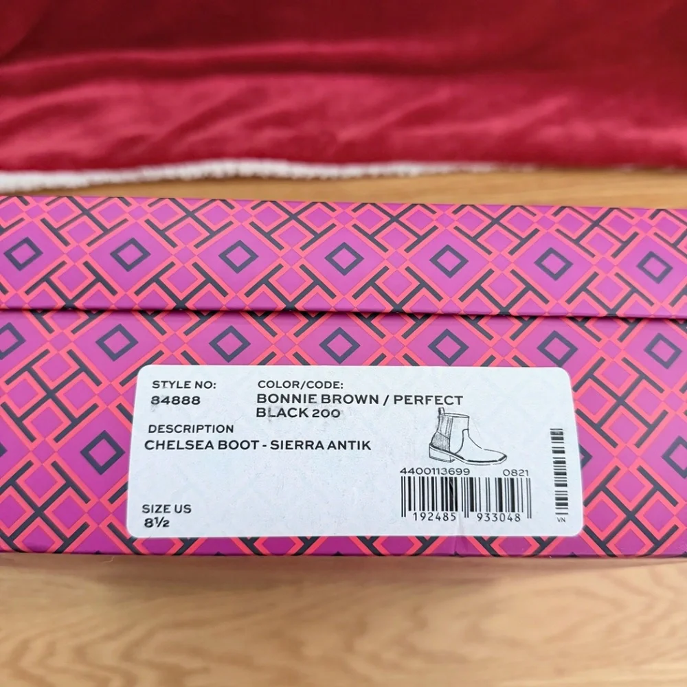 Tory Burch Chelsea Boot--Sierra Antik (8.5)